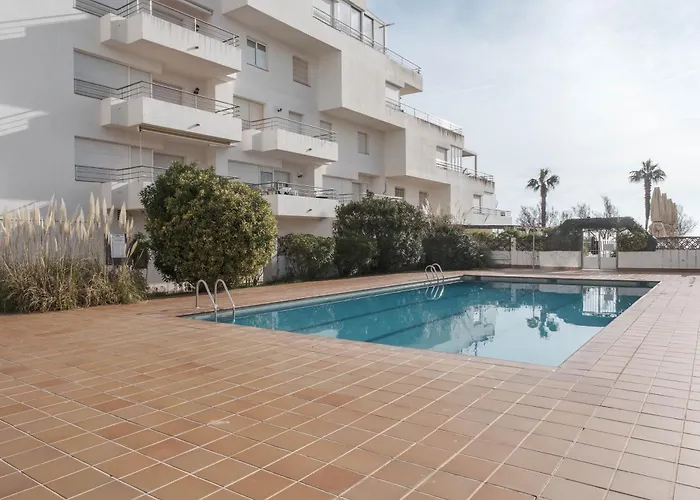 Apartment The Miks Sur 4 *
