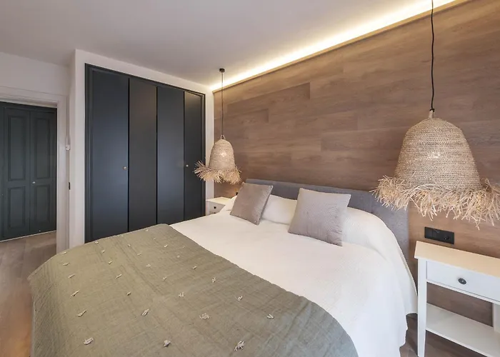 Apartment The Miks Sur 4 *