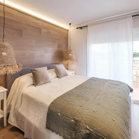 Apartament The Miks Sur 4 Roses